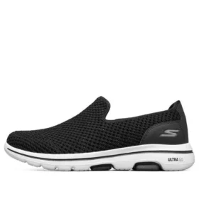 Go Walk 5 Slip On „Black White”