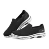 Go Walk 5 Slip On „Black White”
