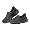 Go Walk Arch Fit slip-on „Triple Black”