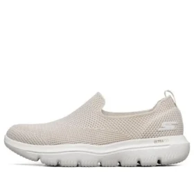 Go Walk Evolution Ultra Low-Top Alb