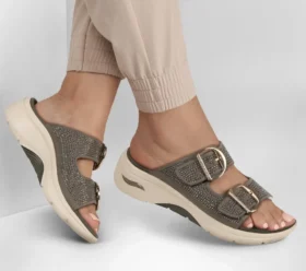 Martha Stewart: Sandale Go Walk Arch Fit 2.0 – Showstopper