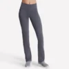 Pantaloni Go Walk Joy, lungime scurtă