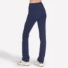 Pantaloni Go Walk Joy, lungime scurtă