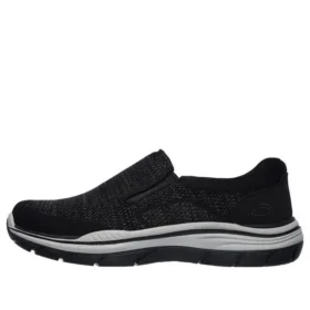 Relaxed Fit: Expected 2.0 – Adidași Arago Negru