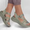 Skechers Slip-ins: Sandale Max Cushioning Elite 2.0 – Emery